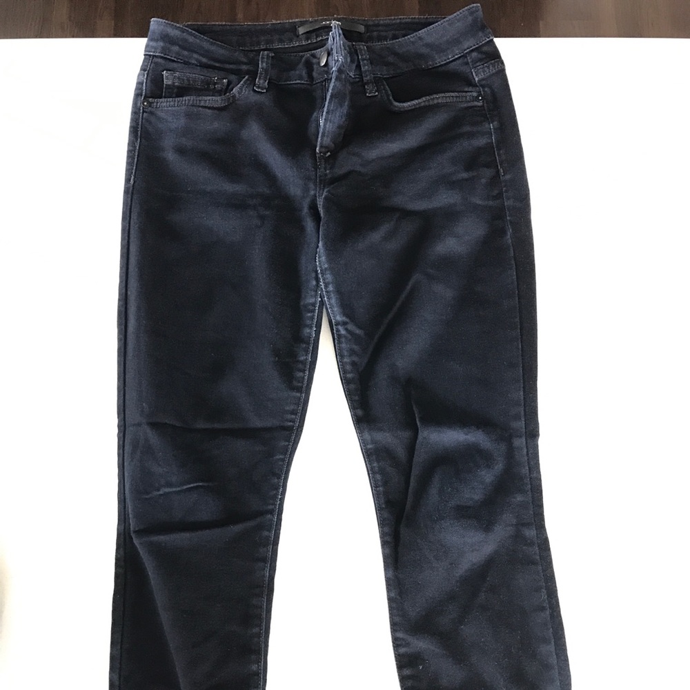 Joe’s Jeans “Chelsea” Dark Wash Skinny Jeans